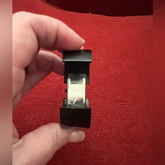 🎈🎈🎈NWOT FANTASTIC BLACK CUFF WATCH - Picture 5 of 6